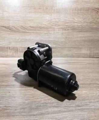 Mazda 3 I Wiper motor F00S2S2698 BN8V6737XA J48LHD
