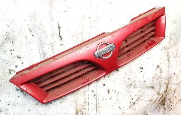 Nissan Almera Front grill 623100N000