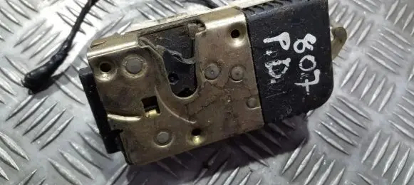 Peugeot 806 Front door lock