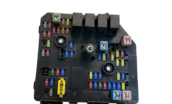 Opel Antara Fuse module 95381483 1483U