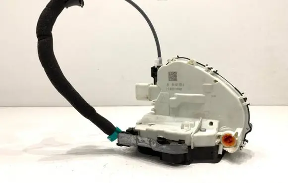 Audi A4 S4 B9 Front door lock 8X1837015D