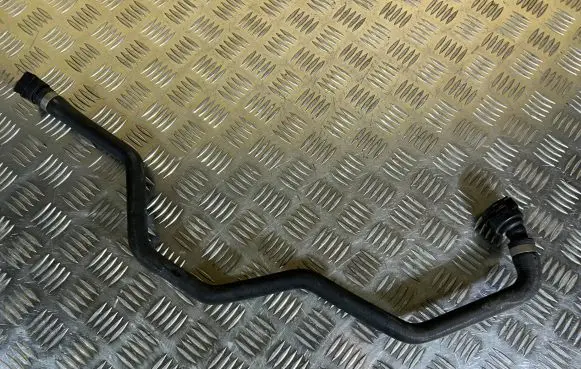 BMW 5 F10 F11 Engine coolant pipe/hose 8507333