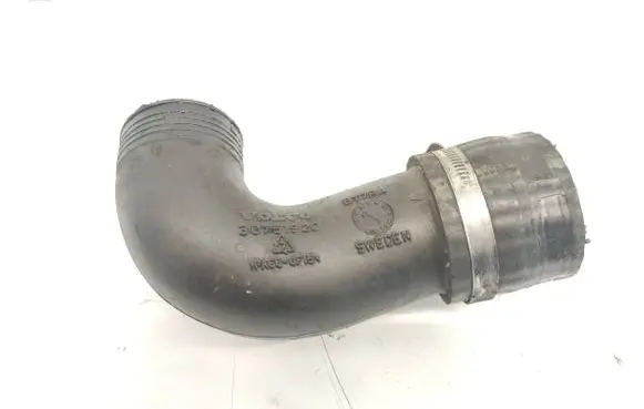 Volvo XC90 Intercooler hose/pipe 30751920