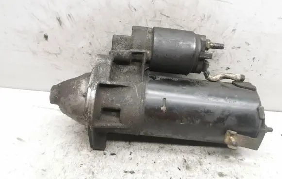 Audi A4 S4 B5 8D Starter motor 068911024C 0001110122