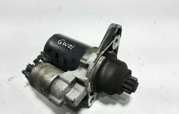 Volkswagen Golf VI Starter motor 0AH911023A