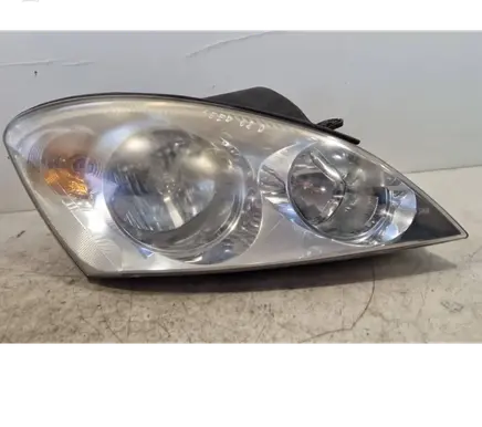 KIA Ceed Headlight/headlamp 921021H000 00954702 080401093958