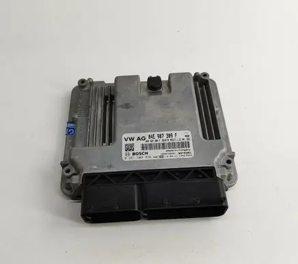 Volkswagen PASSAT B8 Engine control unit/module 04E907309F 0261S09836