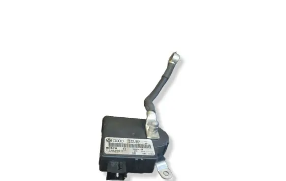 Audi A6 S6 C6 4F Power management control unit 4F0915181A