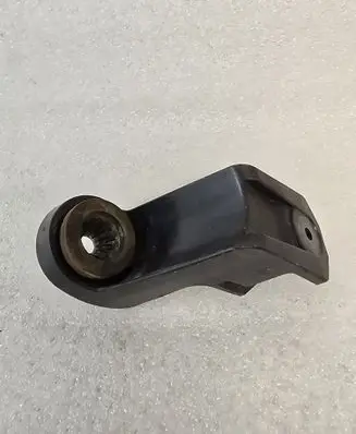 Volvo XC90 Air filter cleaner box bracket assembly 31439663