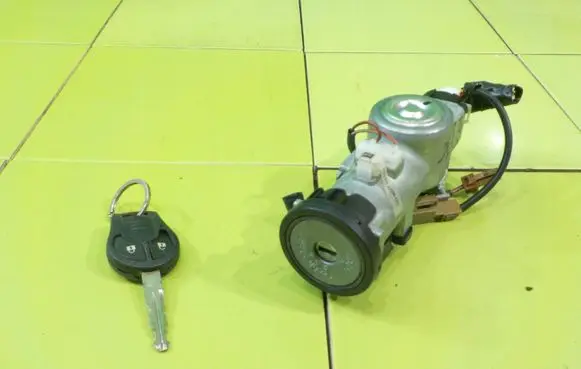 Nissan Note (E12) Ignition lock 28590C9968