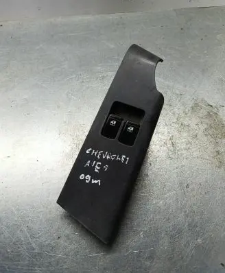 Chevrolet Aveo Electric window control switch
