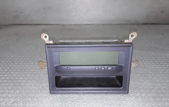 Mitsubishi Grandis Screen/display/small screen MN141366VB
