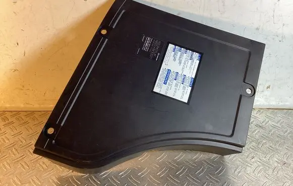 Lexus RX 450H Battery box tray cover/lid 6499348060