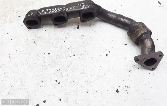 Jeep Grand Cherokee (WK) Exhaust manifold