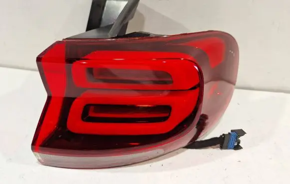 Citroen C5 Aircross Rear/tail lights 9817269580