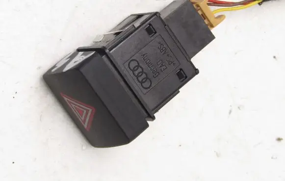 Audi A4 S4 B9 Hazard light switch 8W0941509A