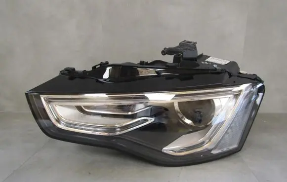 Audi A5 8T 8F Headlight/headlamp 8T0941005C