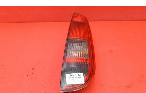Ford Focus C-MAX Rear/tail lights 4M5113404F
