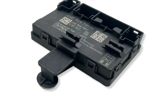 Audi A4 S4 B9 Door control unit/module 4M0959795H 4M0959795F A2C7486521900