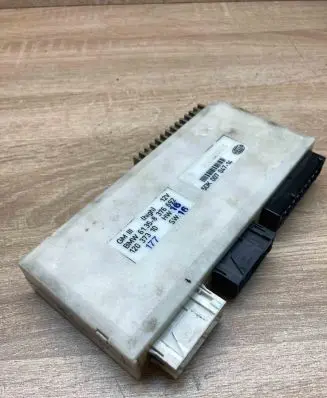 BMW 5 E39 Comfort/convenience module 8376692 12037310