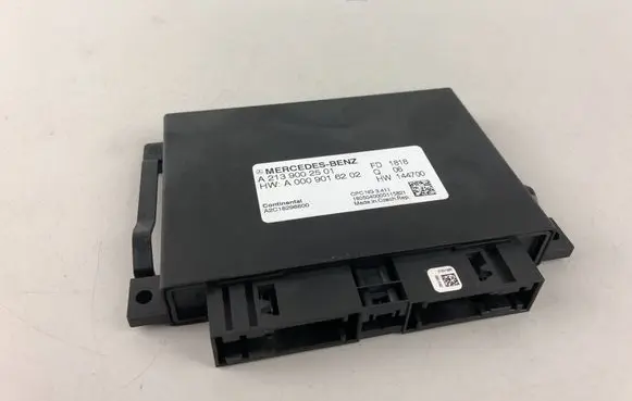 Mercedes-Benz CLS W257 Gearbox control unit/module A2139002501