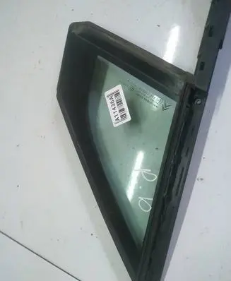Citroen C5 Front door vent window glass four-door AS2