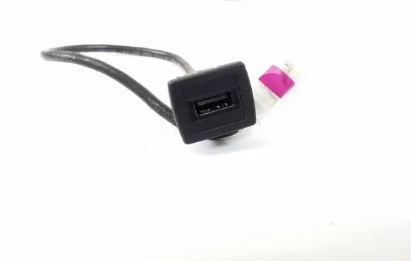 Mercedes-Benz SLK R172 USB socket connector A1728200515