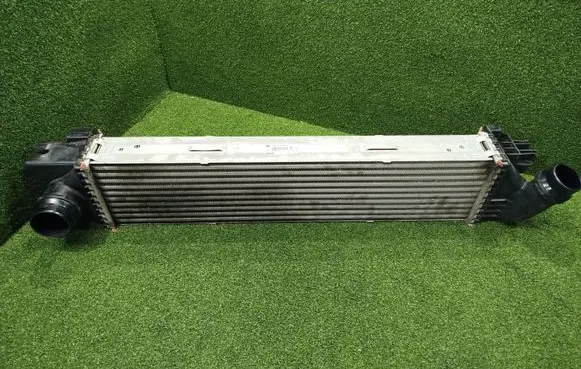 Renault Trafic III (X82) Intercooler radiator 144960050R 93868349 CV723004