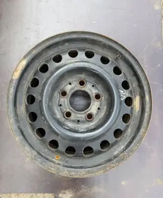 Mercedes-Benz E W124 R15 steel rim SRD151201