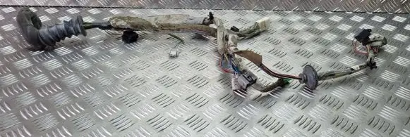 Volvo S70 V70 V70 XC Front door wiring loom