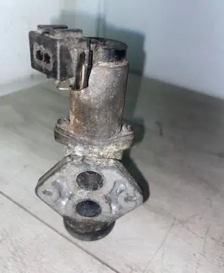 Volvo S40, V40 Idle control valve (regulator) 7700859134
