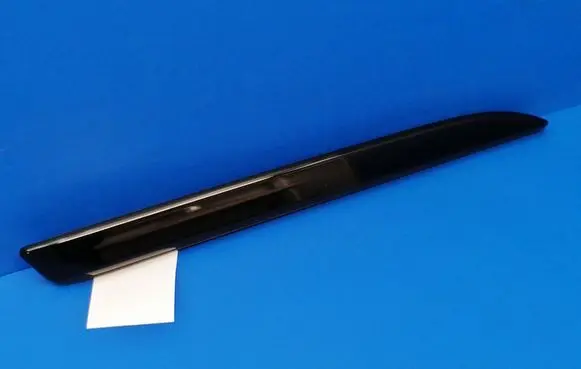 Land Rover Discovery 5 Front door trim bar HY32237B75