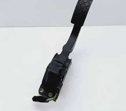 Skoda Fabia Mk1 (6Y) Accelerator throttle pedal 0280752215