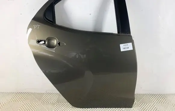 Toyota Yaris Rear door 