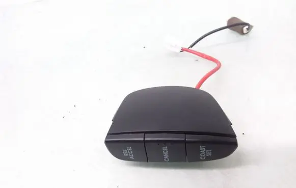 Steering wheel buttons/switches