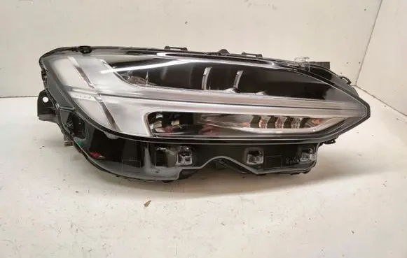 Volvo S90, V90 Headlight/headlamp