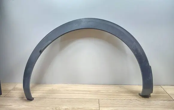 Peugeot 3008 II Rear arch trim 9825289077