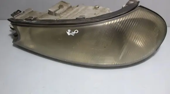 Ford Mondeo MK II Headlight/headlamp