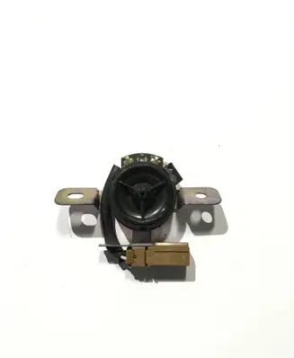 Front door high frequency speaker