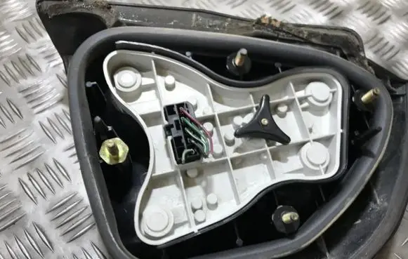 Mitsubishi Carisma Tail light bulb cover holder 29212101