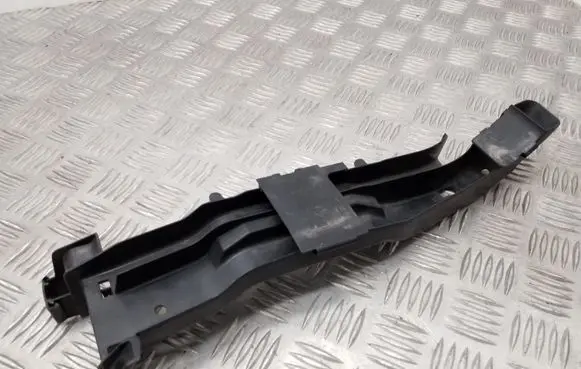 Volkswagen PASSAT B7 Other engine bay part 1K2971615A