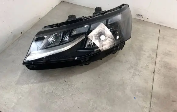 Volkswagen Multivan T7 Headlight/headlamp 7T2941035B