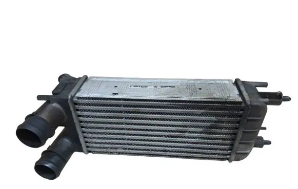 Peugeot 508 Intercooler radiator P9684946380