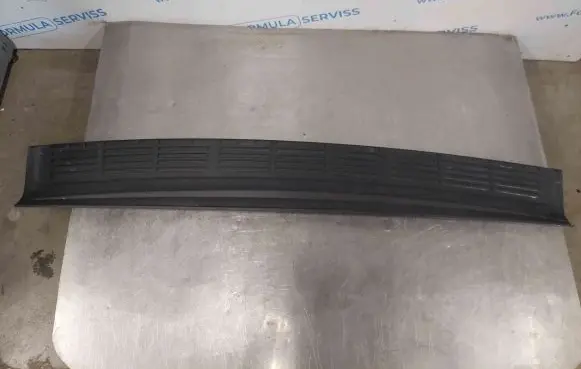 Toyota Land Cruiser (J200) Rear bumper trim bar molding 5216260040
