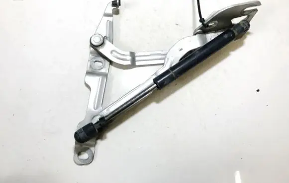 Audi A4 S4 B5 8D Tailgate/trunk/boot hinge 8d5827302a