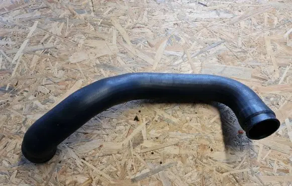 Mercedes-Benz Sprinter W901 W902 W903 W904 Engine coolant pipe/hose 02KW37 01007619 CHC51506