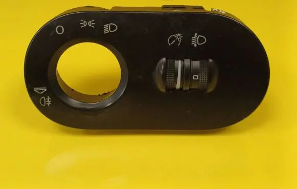 Seat Ibiza III (6L) Headlight level height control switch 33290903