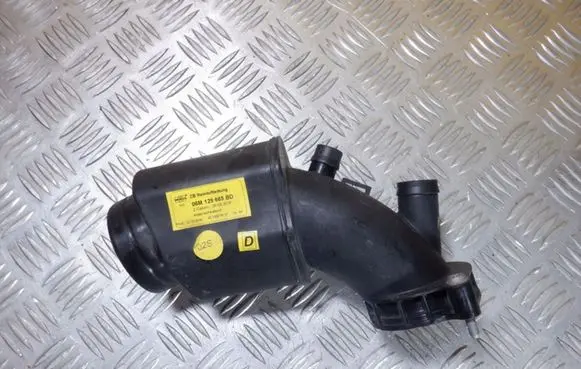 Audi A8 S8 D5 Air intake hose/pipe 06M129665BD