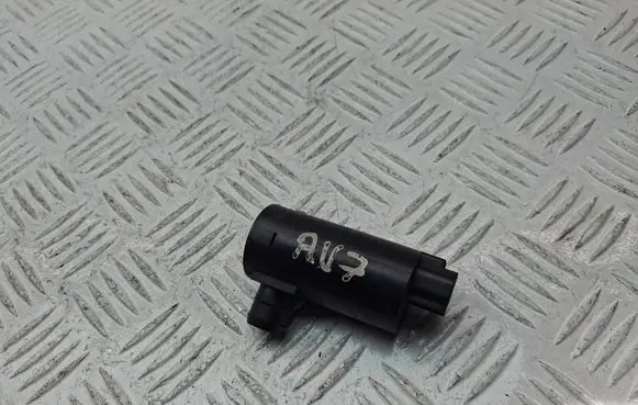 Toyota Auris 150 Windscreen/windshield washer pump 8533002040 070322A