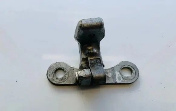 Opel Vectra C Rear door lower hinge 